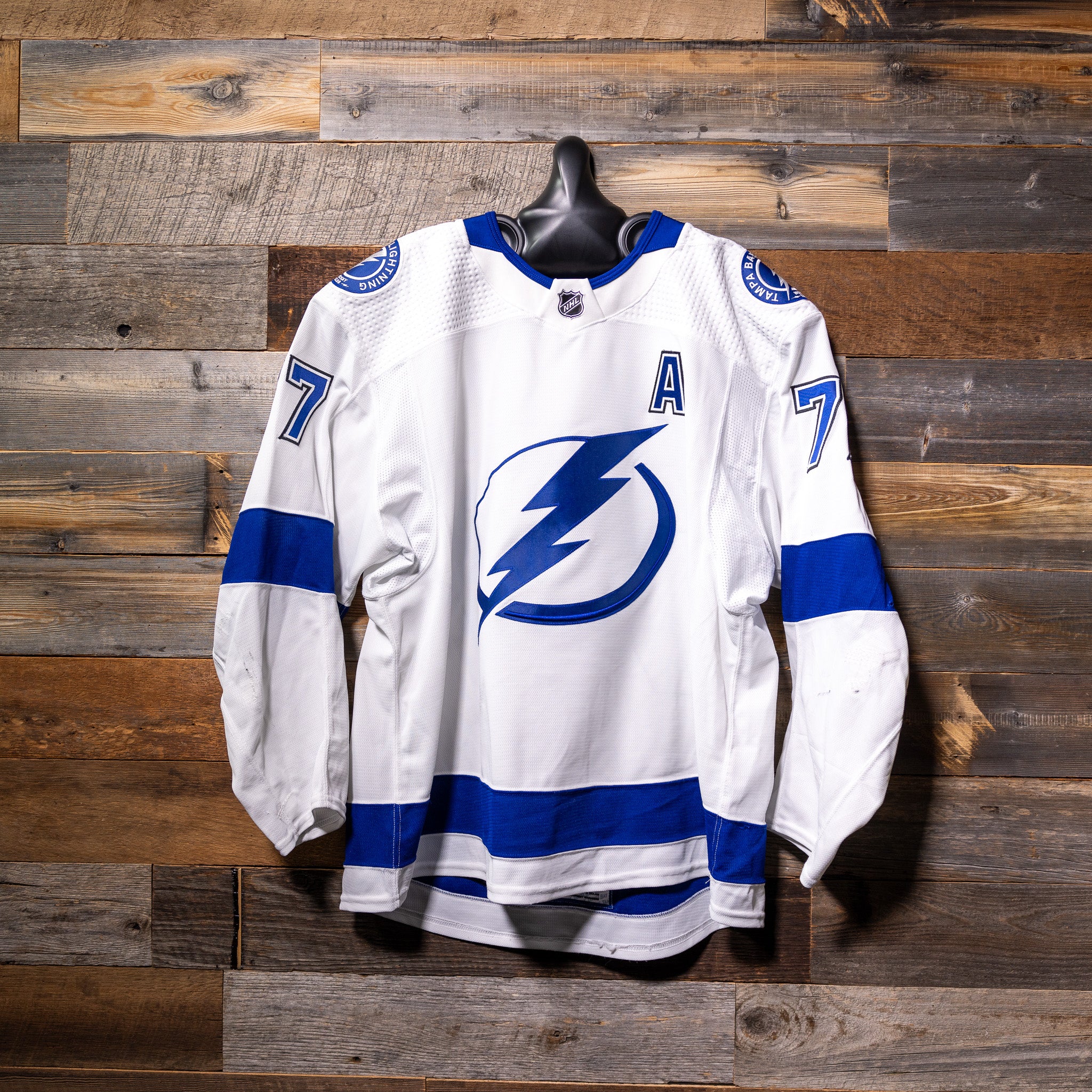 Lightning shops jersey