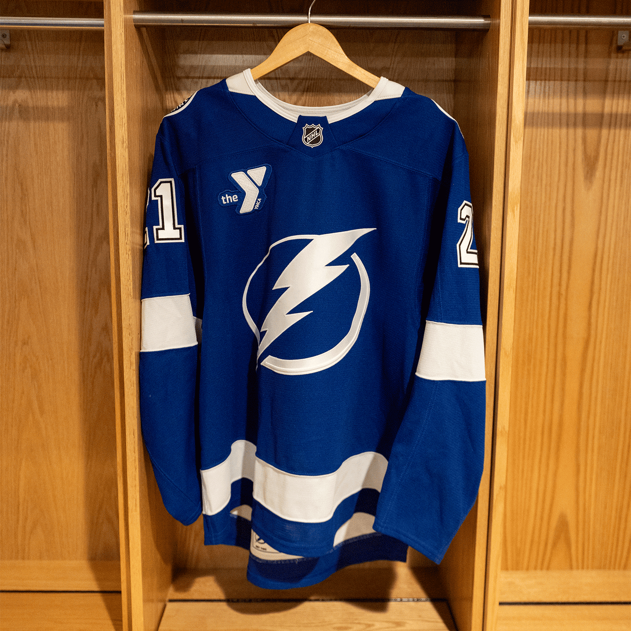 #21 Brayden Point Tampa Bay Lightning Game Worn Jersey 2024-2025 Blue Home Set 2 (Size 54