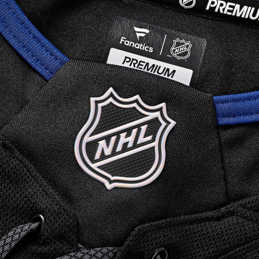 37 Yanni Gourde Tampa Bay Lightning Fanatics Premium Alternate Black Jersey